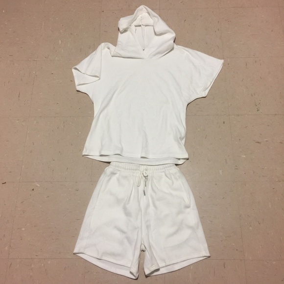 2 pieces white soft short sweater set match comfy - Picture 2 of 4